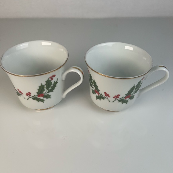 All The Trimmings Japan Tea Set with 6 Canada made Glasses, Teapot & 2 Teacups - Picture 9 of 16